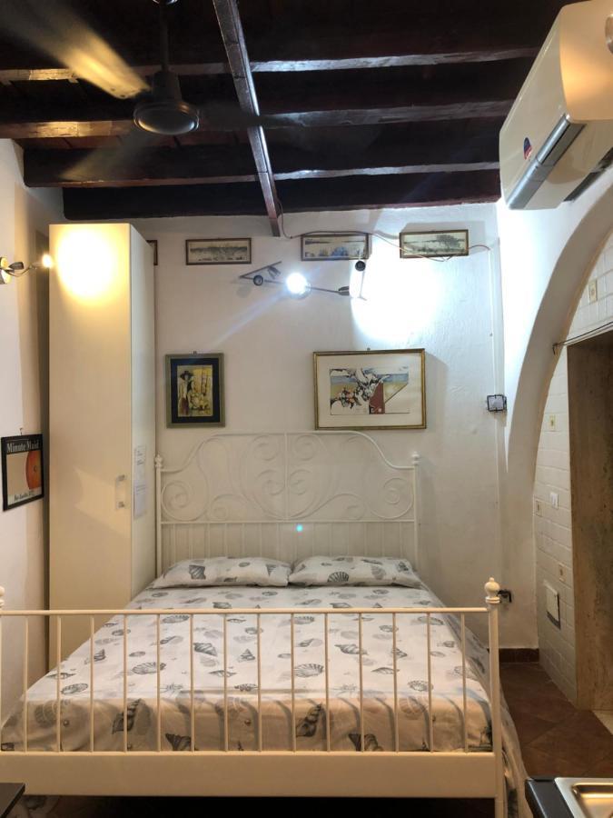Nicolaiano House - Scardicchio Maisons Bari Bagian luar foto