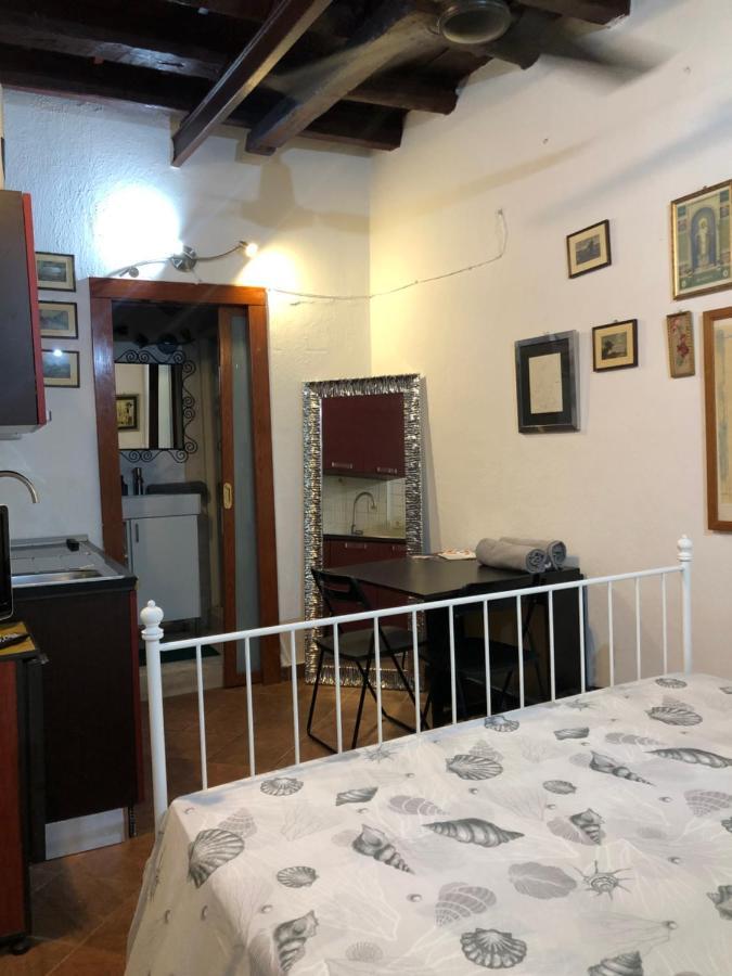Nicolaiano House - Scardicchio Maisons Bari Bagian luar foto