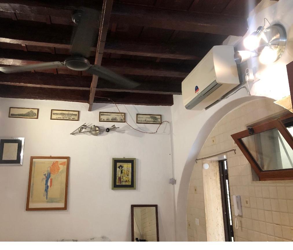 Nicolaiano House - Scardicchio Maisons Bari Bagian luar foto
